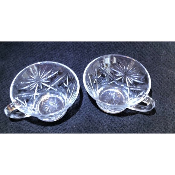 Vintage Prescut Pressed Clear Glass Punch Cups Starburst Design Set Of 2 Cups - Picture 1 of 4